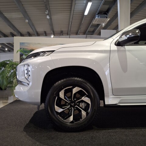 Mitsubishi Pagero Sport ULTIMATE