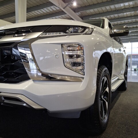 Mitsubishi Pagero Sport ULTIMATE