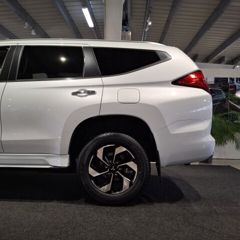 Mitsubishi Pagero Sport ULTIMATE