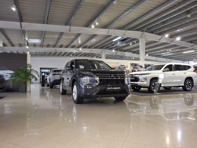 Outlander з аудіосистемою YAMAHA