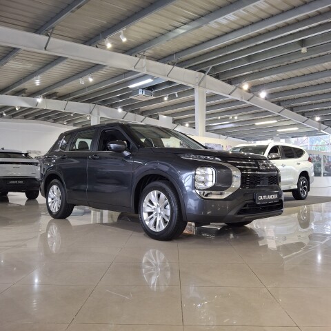 Outlander з аудіосистемою YAMAHA