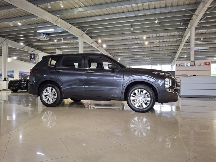 Outlander з аудіосистемою YAMAHA