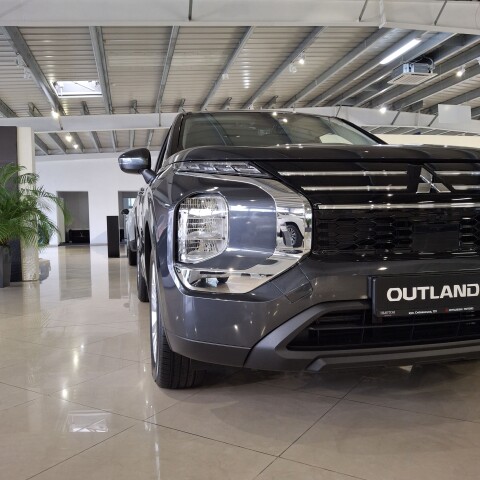 Outlander з аудіосистемою YAMAHA