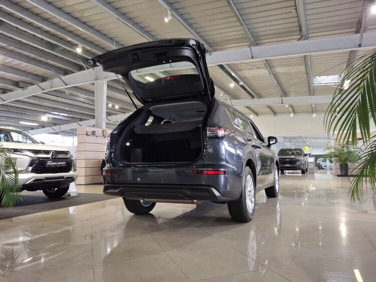 Outlander з аудіосистемою YAMAHA