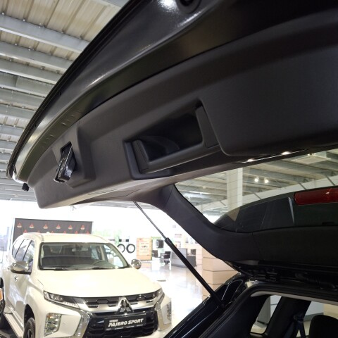 Outlander з аудіосистемою YAMAHA