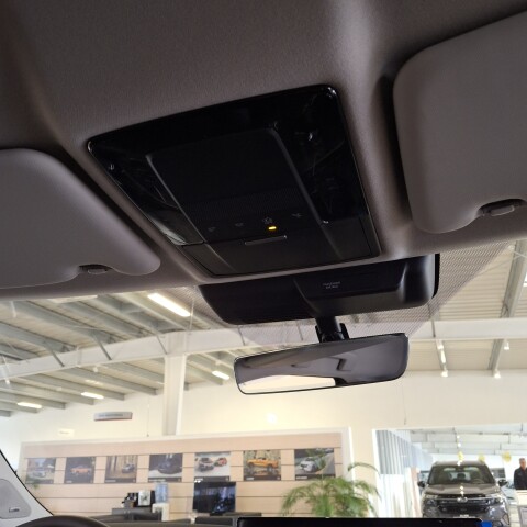 Outlander з аудіосистемою YAMAHA