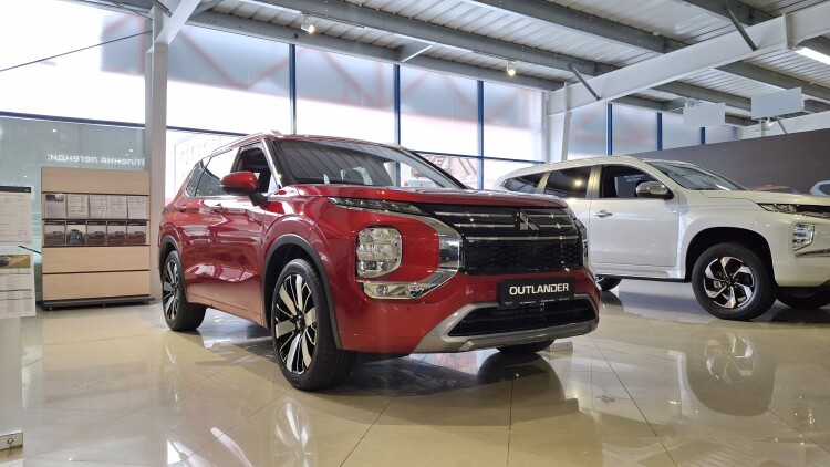 Mitsubishi Outlander