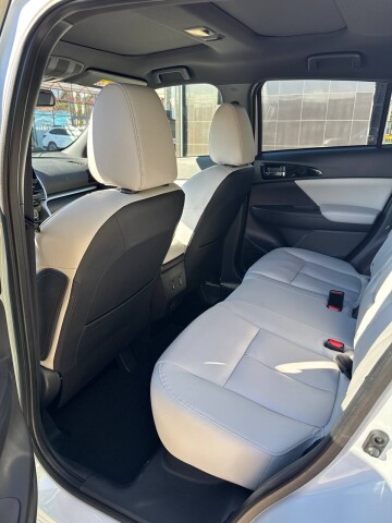 Новий Mitsubishi Eclipse Cross 2025