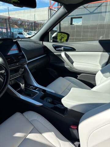 Новий Mitsubishi Eclipse Cross 2025
