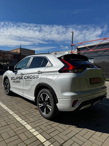 Новий Mitsubishi Eclipse Cross 2025