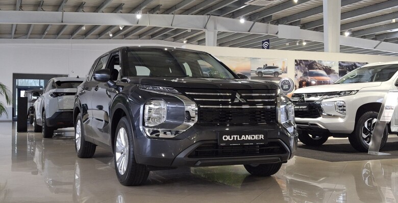 Outlander з аудіосистемою YAMAHA